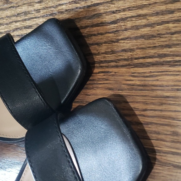 Rouge Helium Black Block Heels with Buckle and Zipper Back - Picture 13 of 16